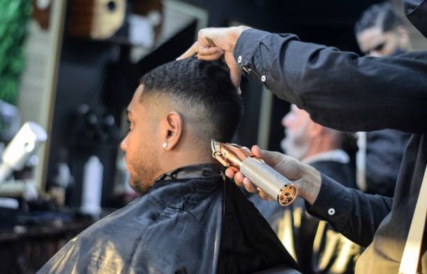 Coiffure au salon Oiseau d'Or